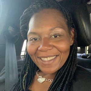 Meet your Posher, Donica